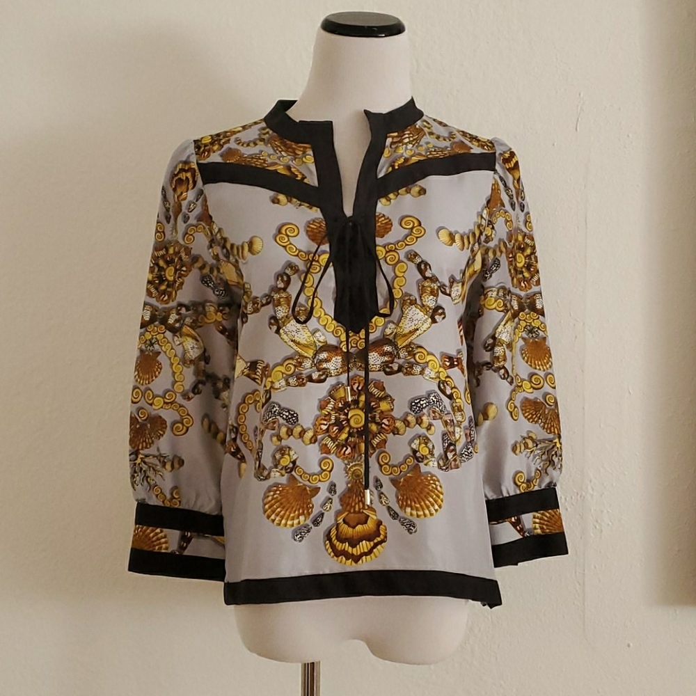 Gucci Seashells & Gold Chains silk print pullover blouse, size S.